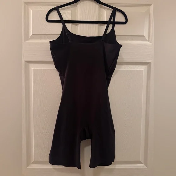 Assets Red Hot Label by Spanx Cami Body Briefer Shapewear | Black | 1X - Picture 6 of 6